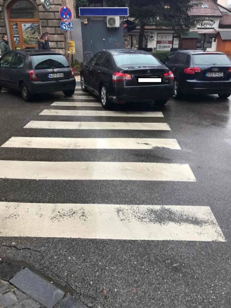 Parking papci preplavili Sarajevo: Nedostatak parkinga i priliv turista pogoršavaju problem