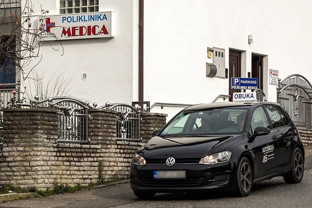 Osuđen dr. Ižaković: Pisao lažna ljekarska uvjerenja kandidatima autoškola iz Krajine