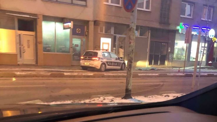 Tragedija u Sarajevu: Muškarac se srušio mrtav ispred apoteke