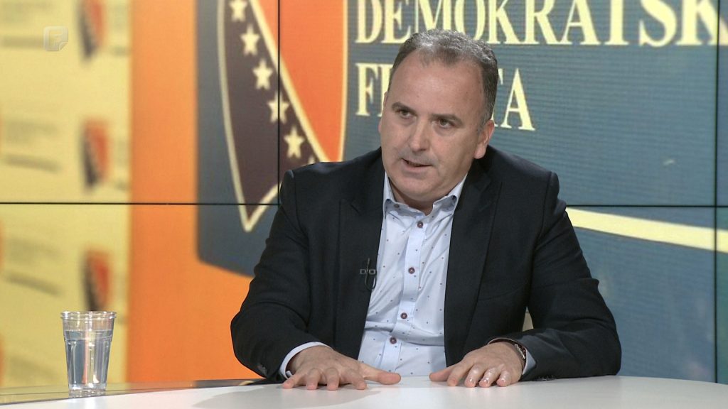 Dženan Đonlagić (DF): Stranci neće uraditi ništa da zaustave Dodika, oni su njegovi saučesnici