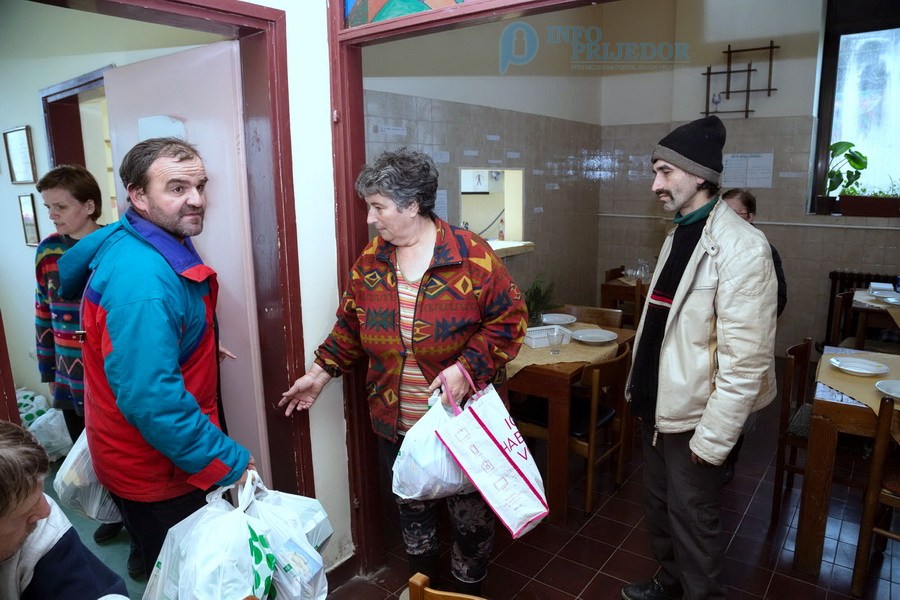 Sve više siromašnih: Javna kuhinja nema dovoljno obroka za sva gladna usta