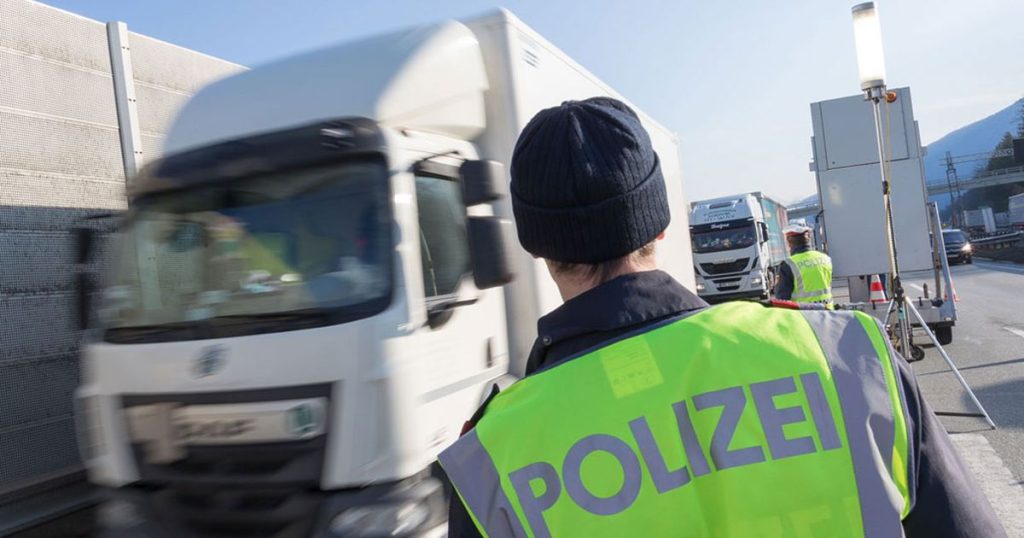 Austrijska policija zaustavila kamiondžiju iz BiH, bez vozačke dozvole vozio od oktobra