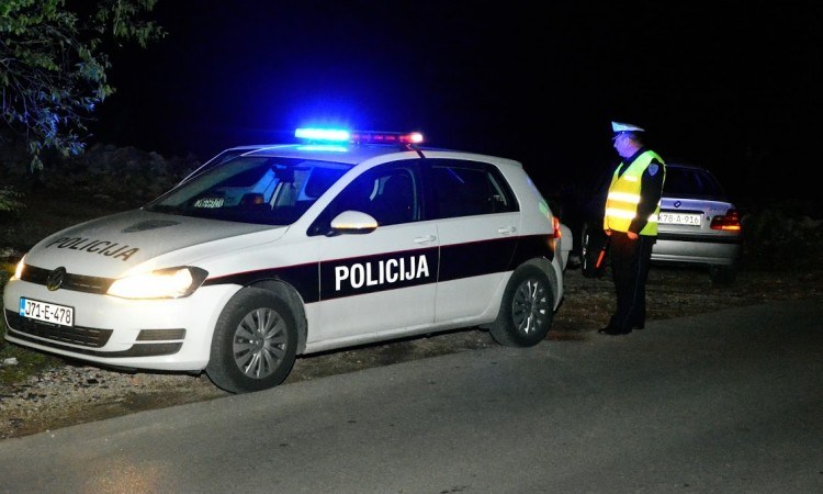 U sudaru kod Živinica povrijeđene tri osobe, jedno lice zadržano na UKC-u Tuzla