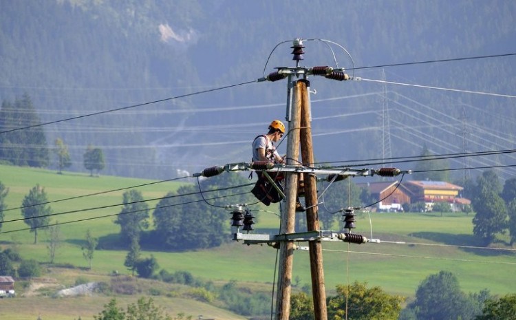 Poginuo radnik dok je pravio elektro-mrežu