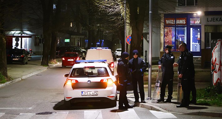 Muškarac koji je napao policajca zadobio teške tjelesne ozljede