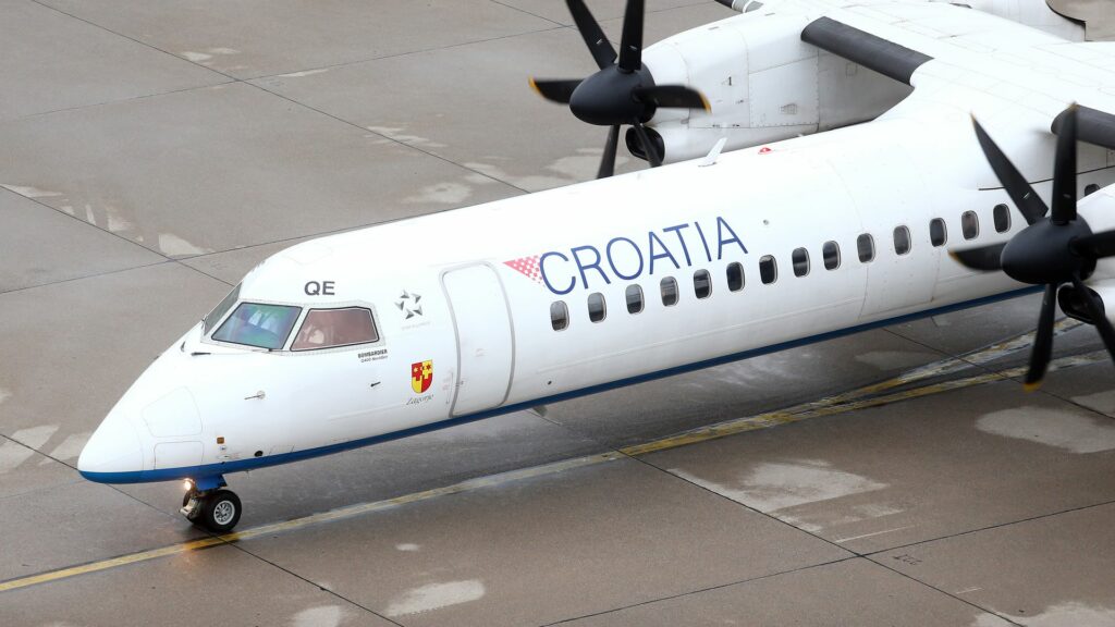 Panika među putnicima: Grom udario u avion na letu Dubrovnik – Zagreb