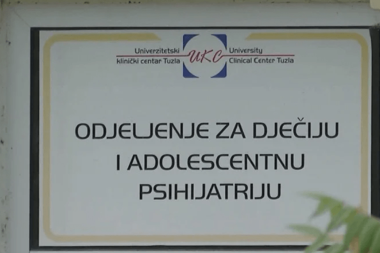 Problemi u Klinici za psihijatriju UKC Tuzla: Djeca i adolescenti se i dalje hospitalizuju sa odraslim pacijentima