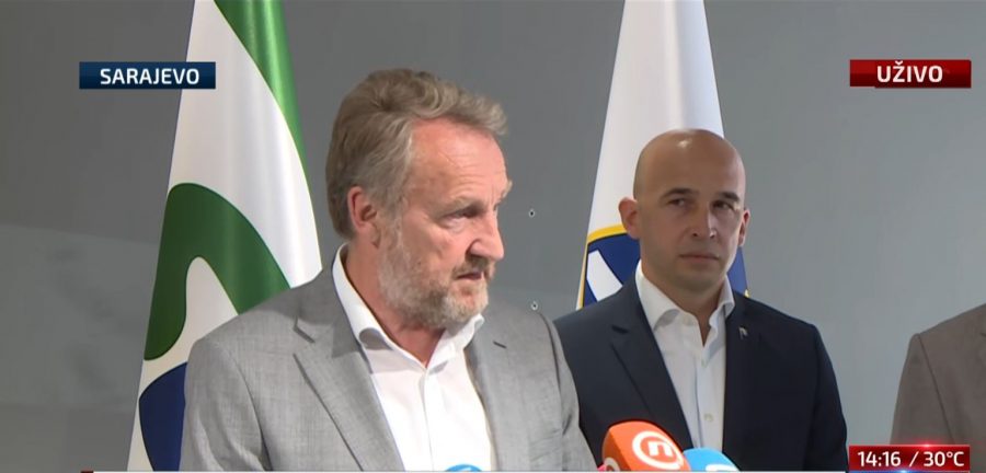 Izetbegović: Schmidt će ugroziti svoj autoritet, mislim da neće donijeti odluku