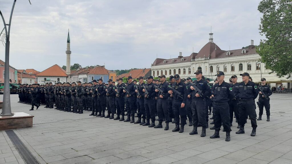 Veći broj osoba isključen iz konkursa za inspektore u Tuzli: “Svi imali sporne diplome”