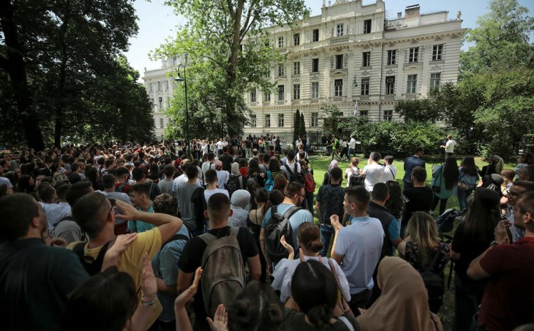 SPUS: I studenti izlaze na proteste ispred OHR-a