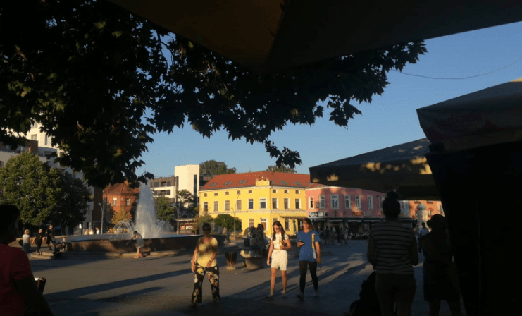 Totalni debakl u Tuzli, na proteste došlo 10 stanovnika! (FOTO)