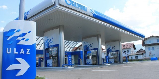 Oružana pljačka na Gazprom pumpi: Razbojnik prijetio pištoljem, pa pobjegao sa novcem