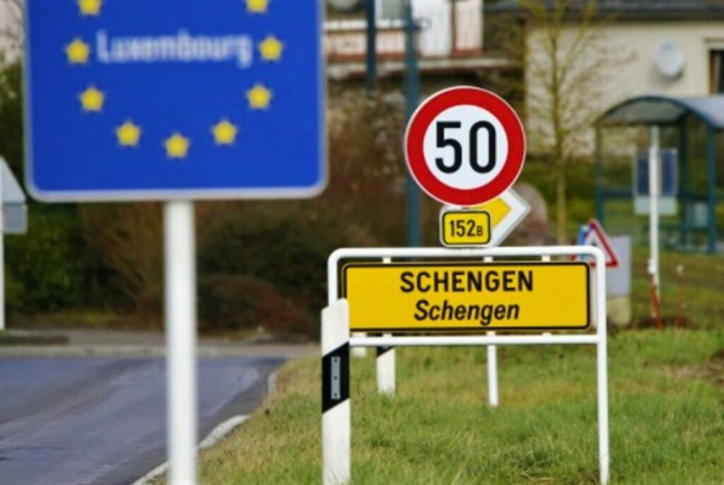 Bosanci i Hercegovci će i dalje besplatno u Schengen zonu