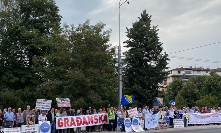 Završeni protesti ispred OHR-a: Zatražena promjena imena BiH