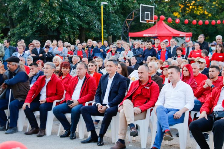 Bećirović u Lukavcu: Koliko državu urušavaju njeni neprijatelji, toliko protiv nje rade i ovi koji štite i provode korupciju i nepotizam