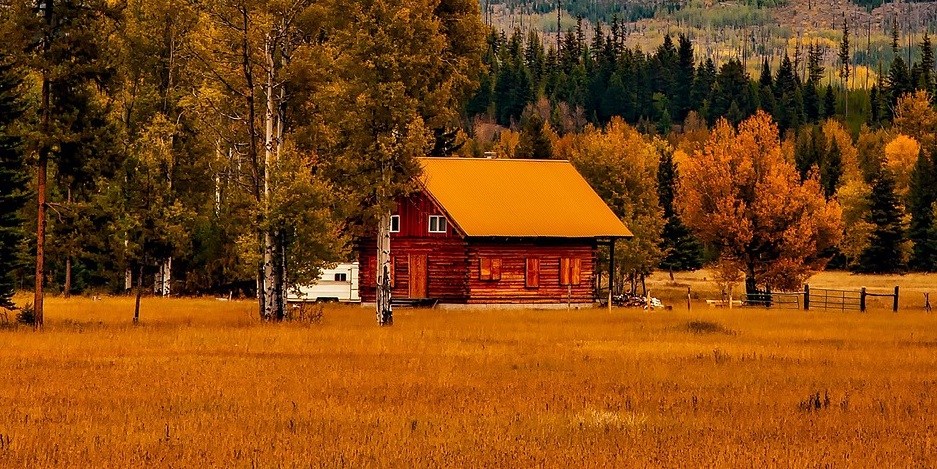 Lopovi iz vikendica ukrali novac, roštilje, stolice, zvučnike i odjeću