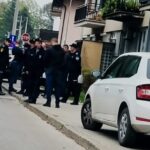 Enes Odobašić je muškarac koji je zadavio suprugu. Policija traga za njim