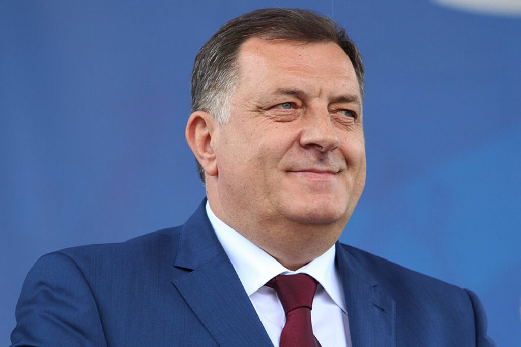 Dodik: Sve više gledam ljude koji žele da se vrate u BiH. Zapad nije što je nekad bio