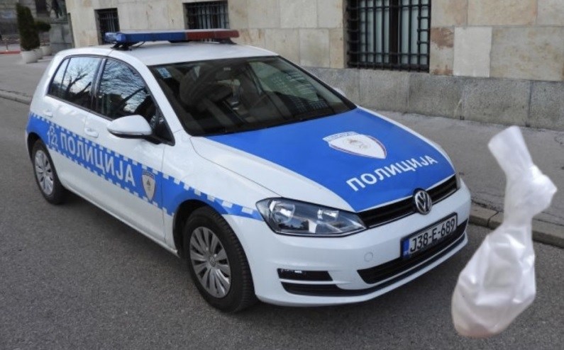 Doktori kod pacijenta pronašli paketić kokaina pa ga prijavili policiji