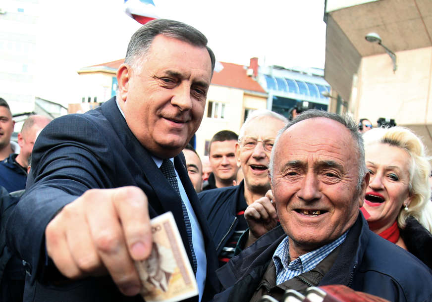 Dodik pozvao Srbe na veliki narodni miting u Banjaluci