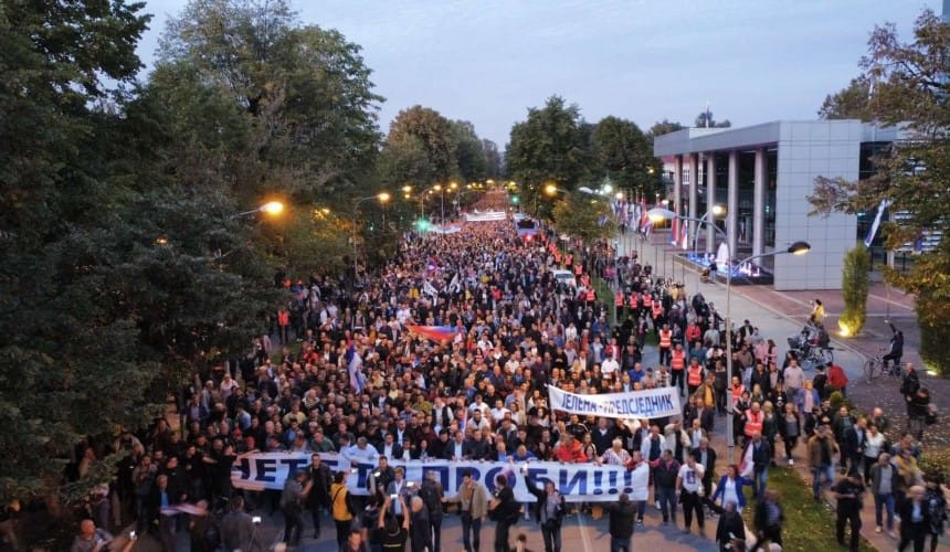 Najavljuju se veliki protesti u Banja Luci pod nazivom “Stop tiraniji i diktaturi”