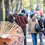 Svaki druga mlada osoba je zainteresovana za odlazak iz BiH