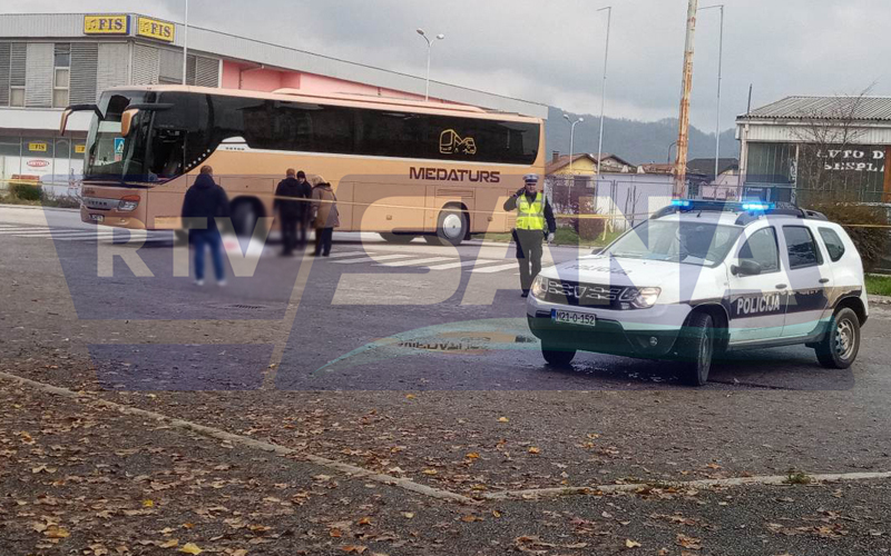 Užas u Krajini: Autobusom udario ženu na pješačkom. Poginula je