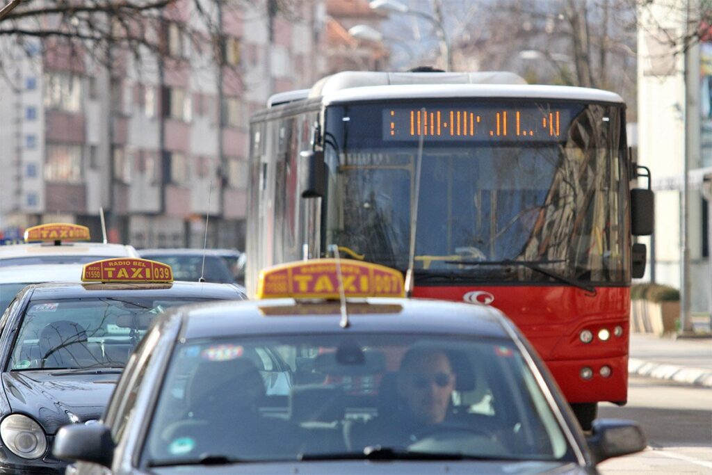 Da li će Taxi usluge pojeftiniti ako cijena goriva ostane ista?