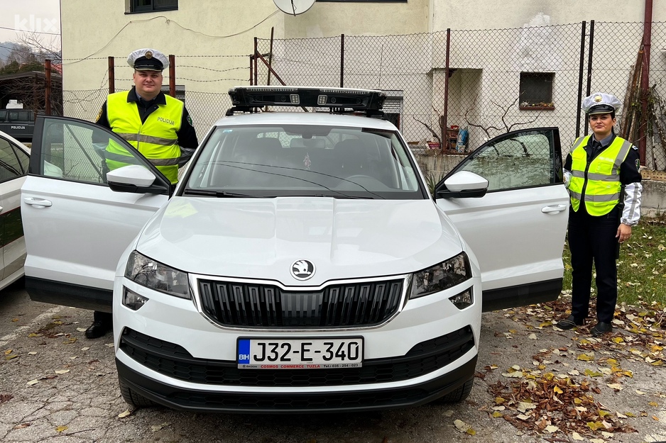 (VIDEO) Pogledajte šta sve može novi tuzlanski presretač: Pet prekršaja za nepunih deset minuta