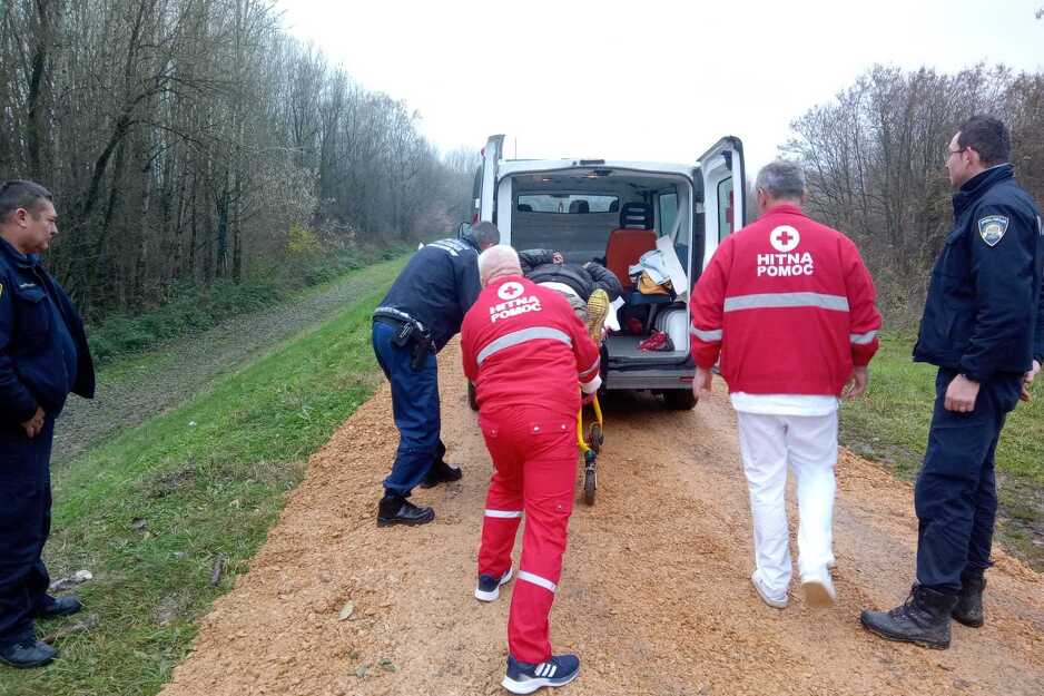 Policija pronašla ranjenog muškarca kod GP Svilaj