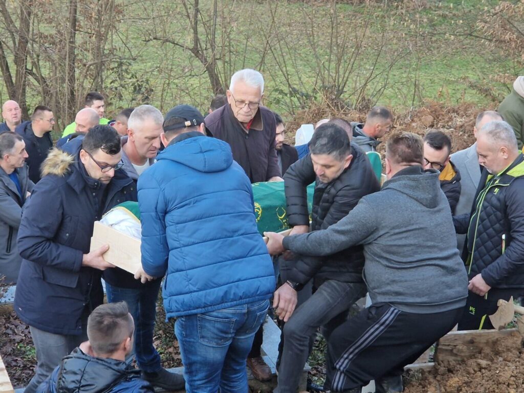 Tuga u Zavidovićima: U dva dana tri dženaze za nekoliko mladih ljudi