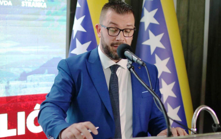 Predizborna kampanja u Srebreniku: Kandidat Adnan Bjelić predstavio “Plan 60”