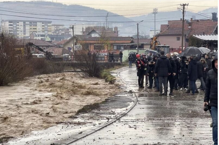 Proglašena vanredna situacija u više gradova Srbije!