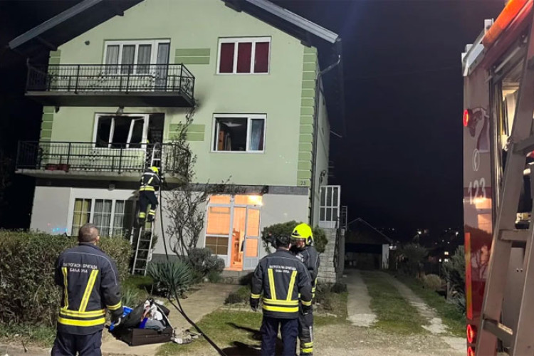 Nakon porodičnog nasilja muškarac zapalio kuću, nakon čega je lišen slobode