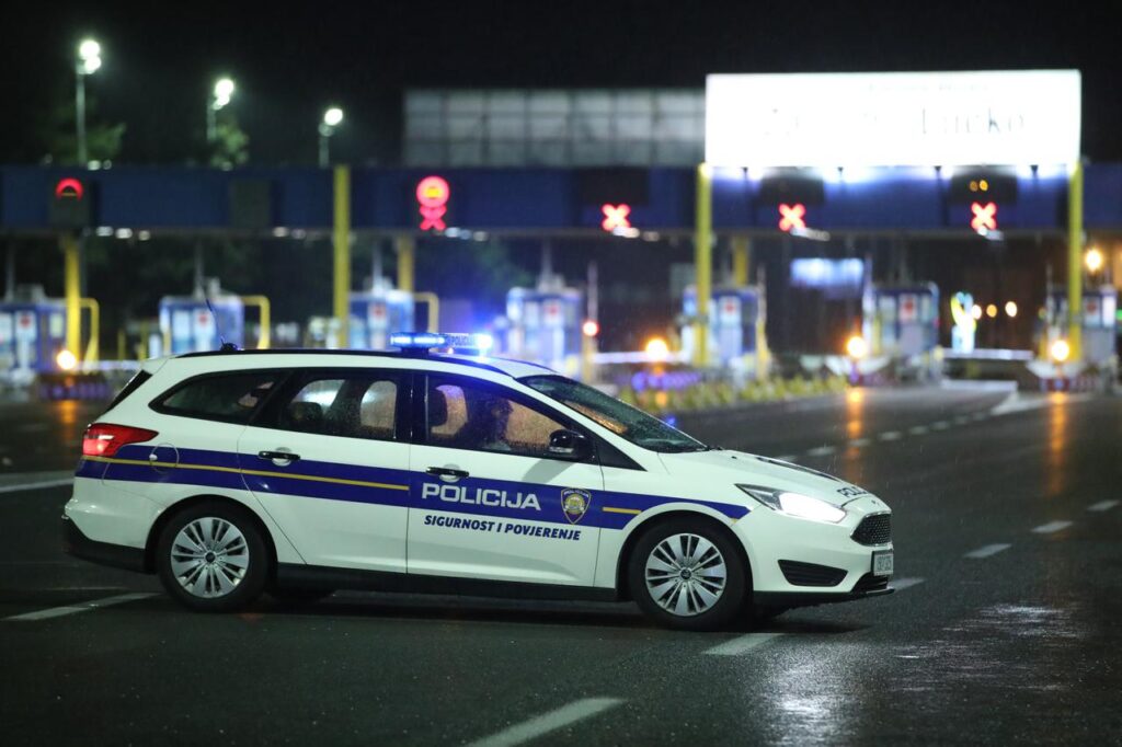 Srbi pali u Hrvatskoj: Pljačkali vozila na auto-putu