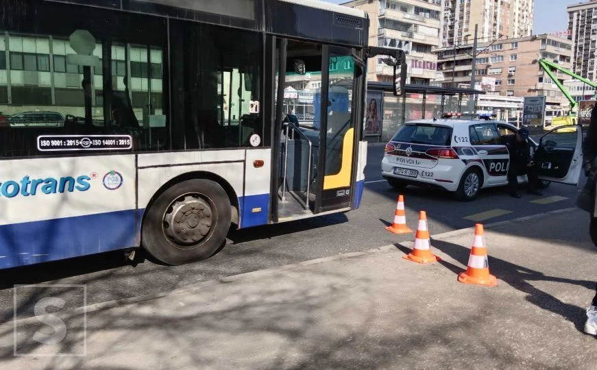 Drama u autobusu: Potukli se vozač Centrotransa i putnik