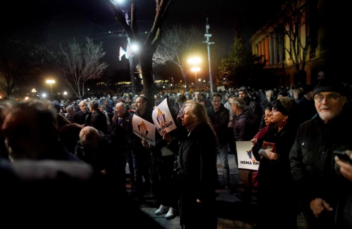 Dačić o protestima u Srbiji: Jasno je da je večeras organizovan pokušaj ubistva predsjednika Vučića i državnog udara