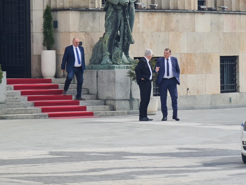 Dragan Čović se sastao sa Miloradom Dodikom u Banjaluci: Dogovarali funkcionisanje vlasti u institucijama BiH