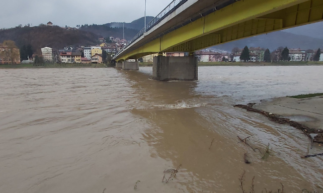 Drama u Goraždu: Zagazio u rijeku Drinu, pa dozivao upomoć!