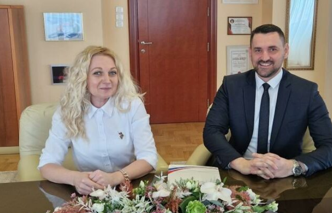 Nakon 3 mjeseca: Selma Čabrić preuzela dužnost ministrice za porodicu, omladinu i sport