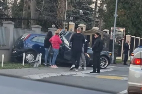  McLarenom se zapucao u drugo auto: Vučićev kum skrivio sudar u Beogradu