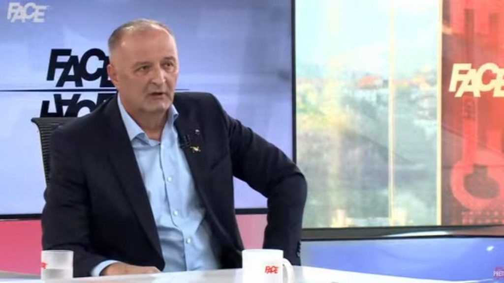 Ministar odbrane Helez: Ako Dodik izvede policiju na entitetsku liniju, to će biti glineni golubovi