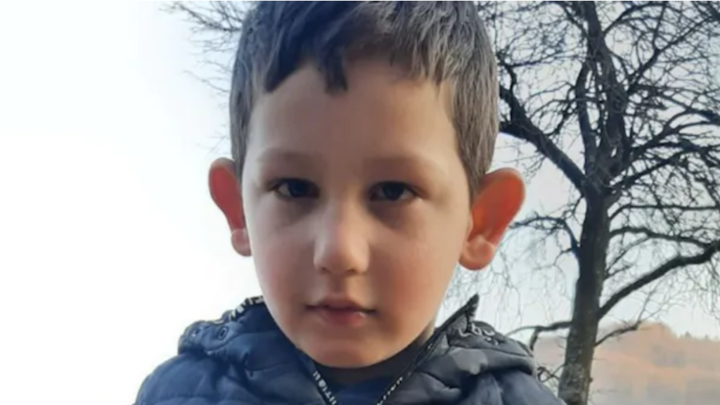 Ibrahimu (5) treba operisati oba oka: Potrebna mu je pomoć dobrih ljudi