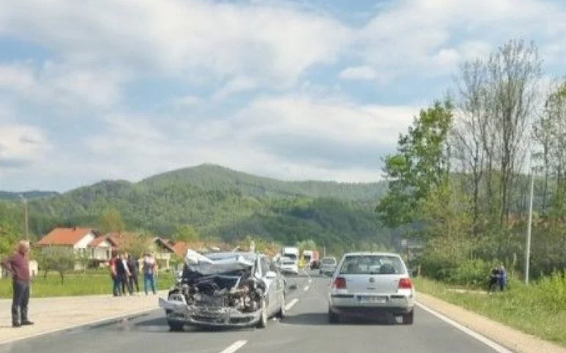 Težak sudar na M17, više povrijeđenih osoba