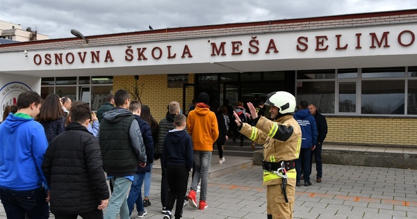 Maloljetna osoba lažno dojavila bombu u školi na Alipašinom Polju