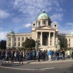 “Srbija protiv nasilja”: U Beogradu počeo protest opozicije povodom masovnih ubistava u ovoj zemlji