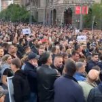 Građani ne odustaju od svojih zahtjeva: U Beogradu počeo treći protest “Srbija protiv nasilja”