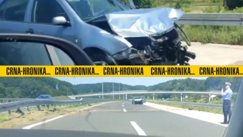 Nesreća na autoputu: Vozačica Škode sletjela s puta i udarila u zaštitnu ogradu