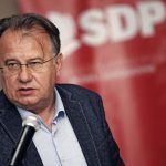 Nermin Nikšić ostaje predsjednik SDP-a