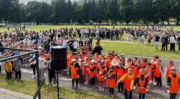 U Travniku svečano otvoreni novi višenamjenski sportski tereni